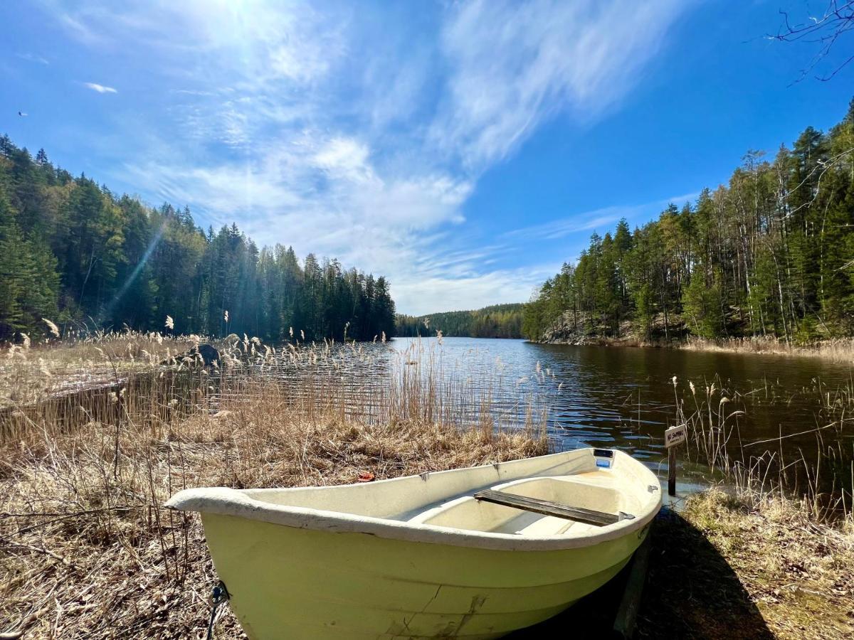 Iken Moekit Villa Heinola Buitenkant foto