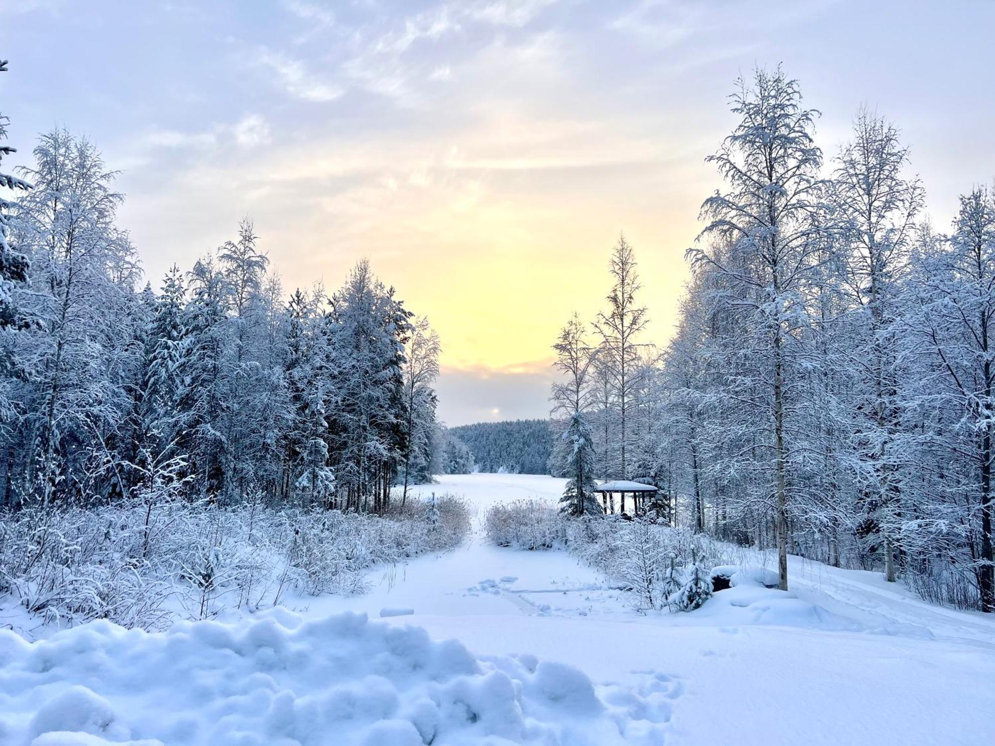 Iken Moekit Villa Heinola Buitenkant foto
